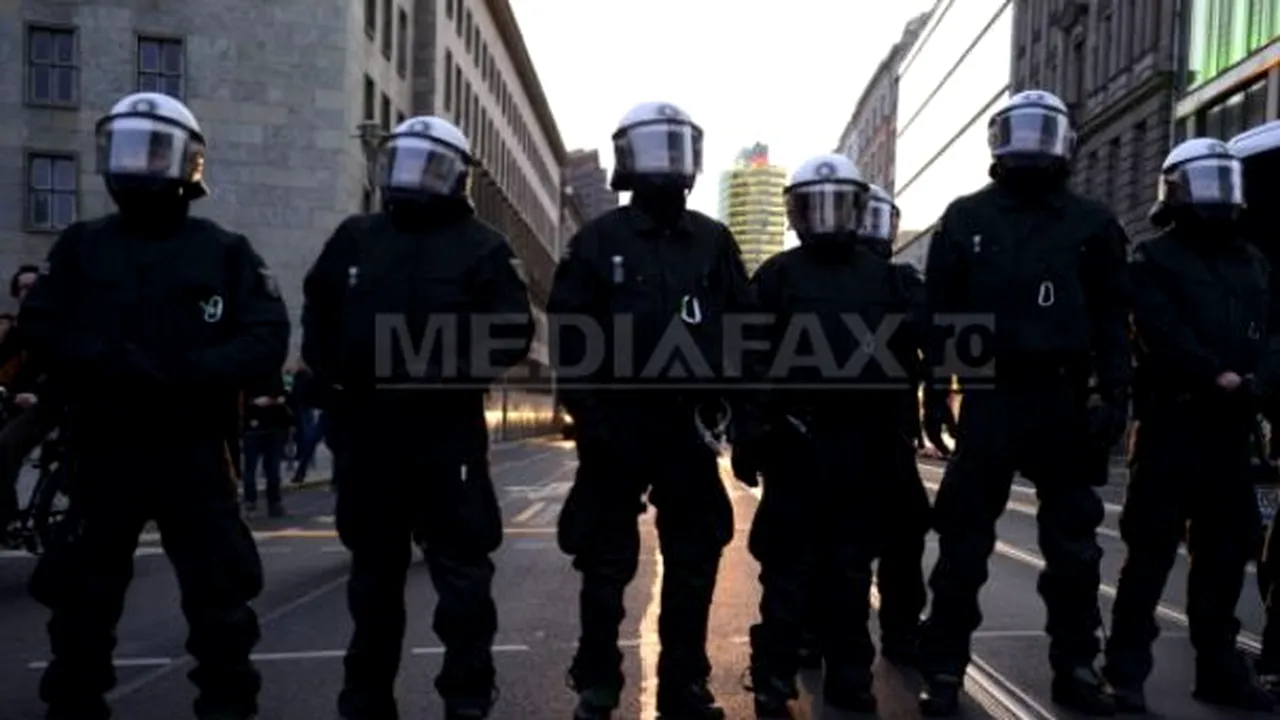 INCIDENTE soldate cu răniţi în timpul manifestaţiilor de 1 Mai la Berlin şi Istanbul. 72 de persoane, arestate la Istanbul - GALERIE FOTO