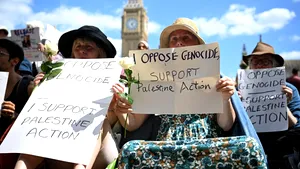 Londra: Polițiștii au arestat peste 200 de participanți la un protest pro-palestinian