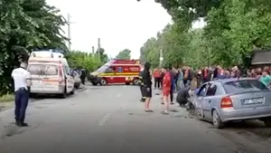 UPDATE Accident grav  pe DN 54A, în judeţul Olt: trei persoane rănite şi una decedată. O fetiţă de 9 ani, în stare critică