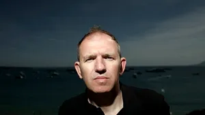 Anton Corbijn va regiza o adaptare cinematografică a unui roman de John Le Carre