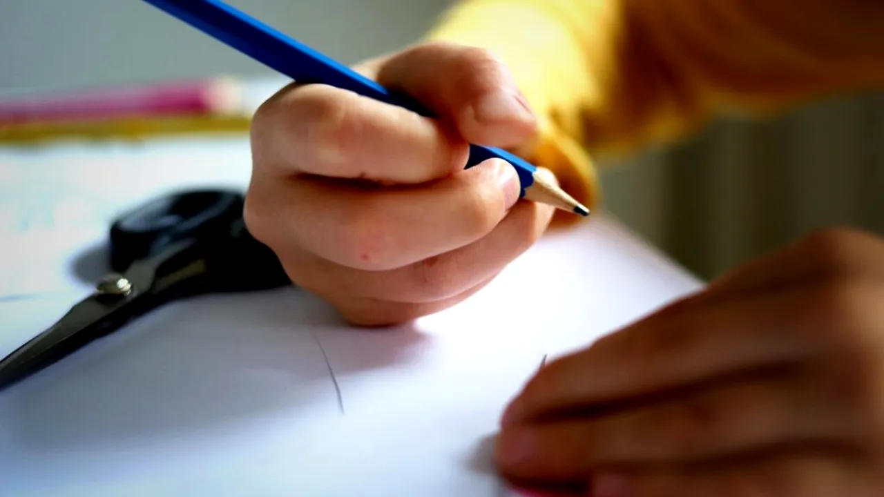 Două indicii străvechi ar putea explica de ce 90% dintre oameni sunt dreptaci