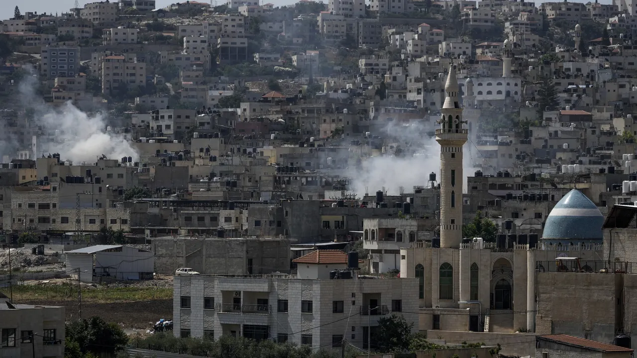 Forţele israeliene au ucis cinci palestinieni într-un raid în apropiere de Tulkarm din Cisiordania