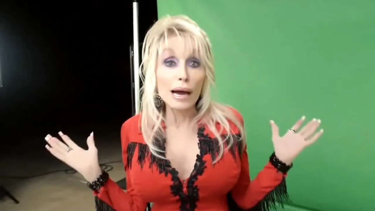 „Nu sunt încă moartă”. Postarea lui Dolly Parton după mesajele de îngrijorare referitoare la starea ei de sănătate