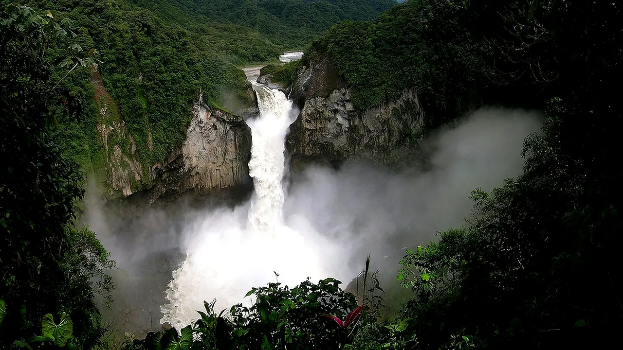 Cea mai mare cascadă din Ecuador a dispărut. Ce a mai rămas acum din obiectivul turistic care atrăgea zeci de mii de oameni în fiecare an