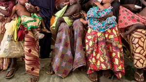 UNICEF trage un semnal de alarmă. Creşterea preţurilor şi războiul din Ucraina afectează tratarea copiilor malnutriţi