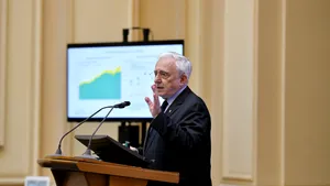 Mugur Isărescu, despre criza energetică: Este clar că ar influența inflația