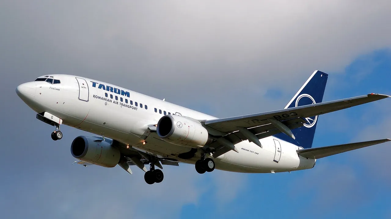 UPDATE Avionul şi-a reluat zborul/ Un avion Tarom s-a întors la Otopeni din cauza unei pasagere suspecte de coronavirus
