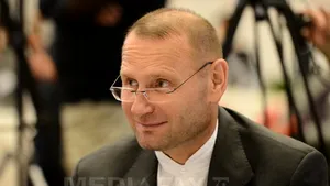Viorel Cataramă, candidat pentru funcţia de preşedinte al PNL: Teama mea e ca PNL să nu slăbească atât de mult încât să nu îl mai susţină pe Iohannis