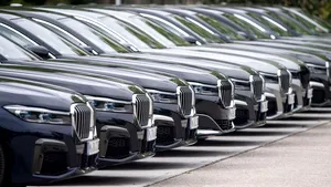 Marcel Vela: Carmen Dan a cumpărat un BMW Seria 7 / Unde ar fi ajuns ulterior automobilul de lux care costă cât „10 maşini Dacia Logan”