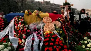 Sâmbătă, 11 noiembrie 1995 / 11:50:00 – A murit Corneliu Coposu, liderul PNŢCD şi al opoziţiei