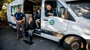 Un oraş cu 172.000 de locuitori a înlocuit de zeci de ani o parte din poliţişti cu medici şi psihologi: 24.000 de intervenţii în 2019 şi economii de milioane de dolari pentru o comunitate mai sănătoasă