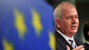 CE a aprobat reforma reglementărilor pentru agenţiile de rating