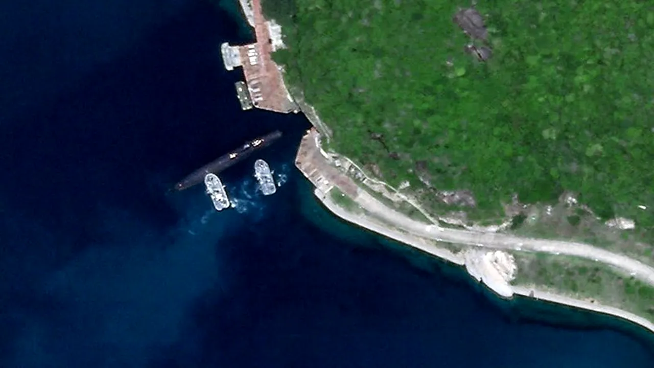 Sateliţii au suprins un submarin nuclear în apropierea unei baze militare chineze