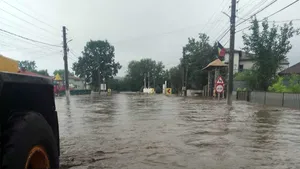 Sinistraţii din Galaţi vor primi încă 15.000 de lei, cu care îşi pot înlocui bunurile distruse
