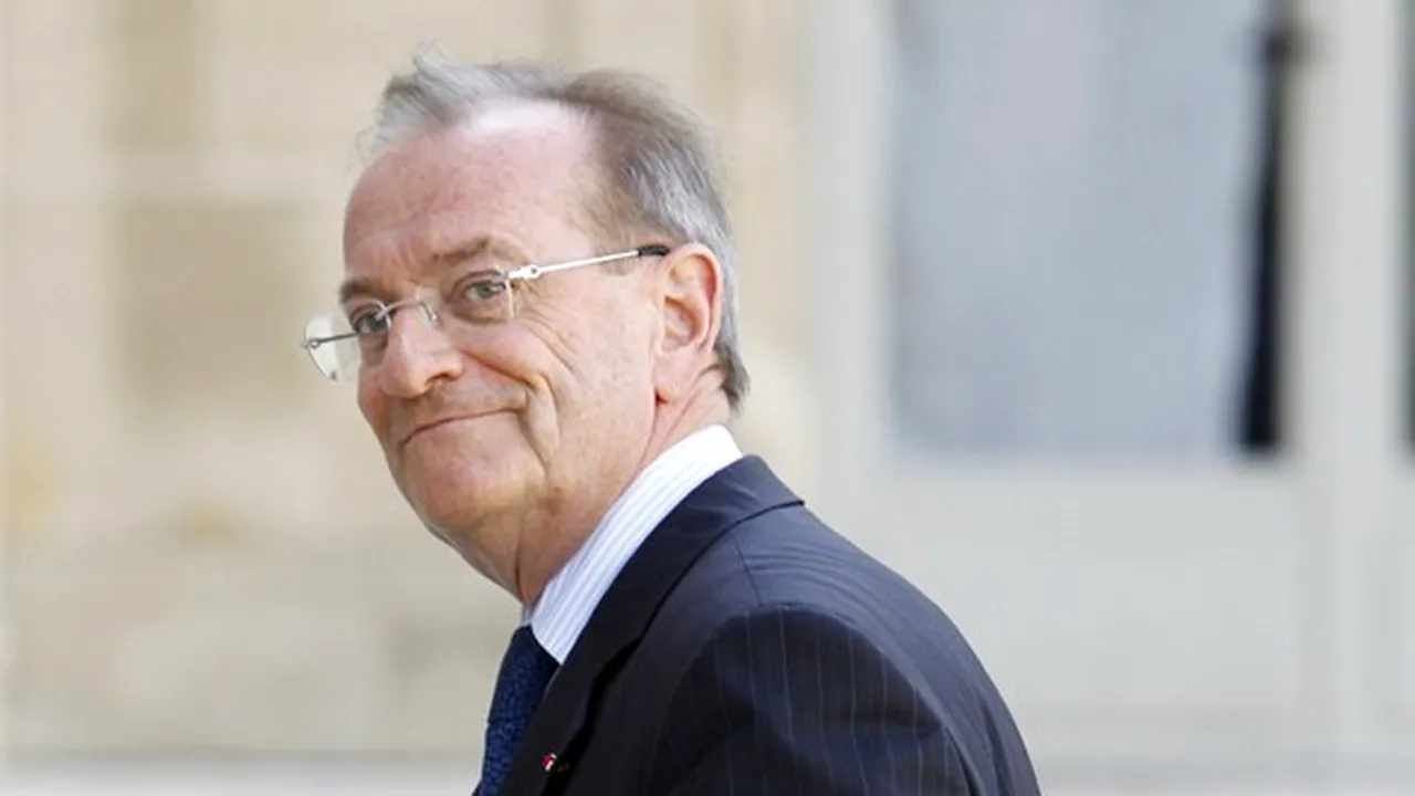 Prefectul Poliţiei din Paris îi vizează pe români într-un raport