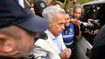Rețelele de socializare, invadate de glume după arestarea lui Călin Georgescu