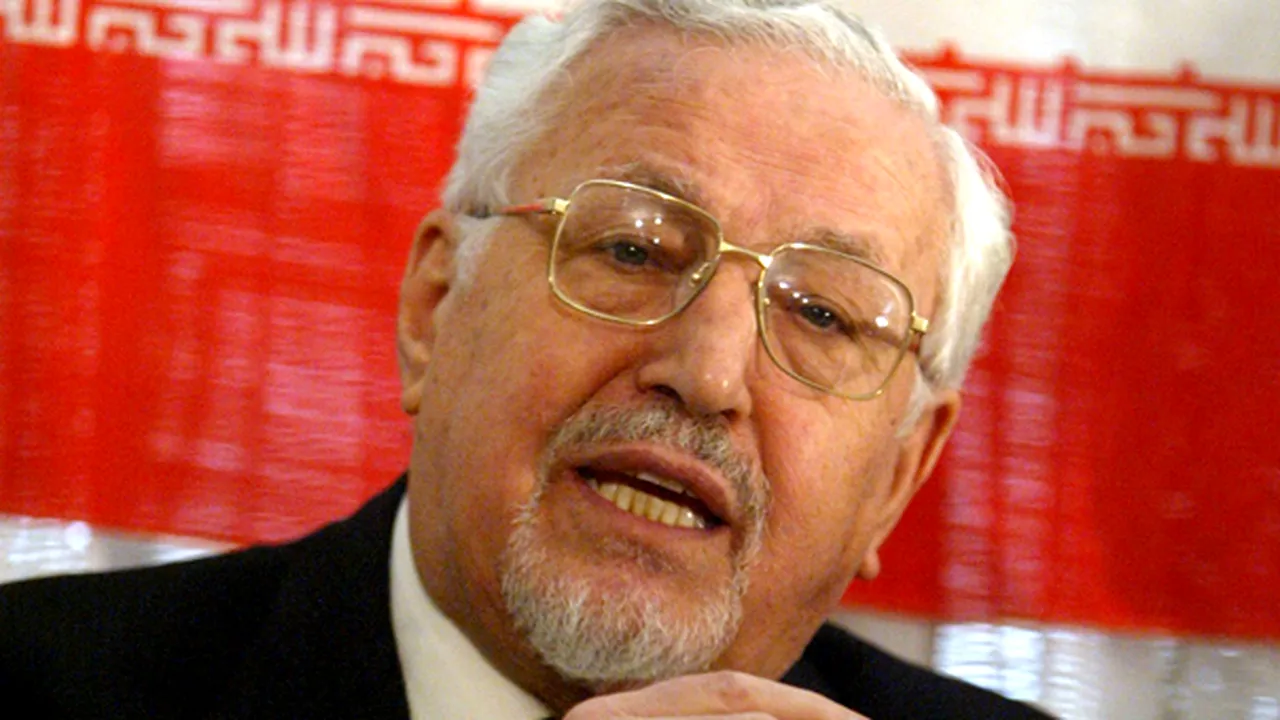 Liderul opoziţiei liberale din Iran, Ibrahim Yazdi, a fost arestat - opoziţia