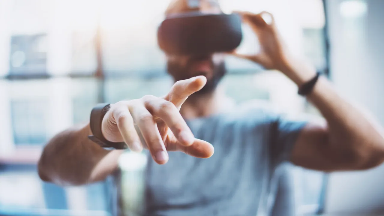 Cluj: UBB lansează VR-Mind, un produs pentru reglare psihologică prin tehnologie virtuală