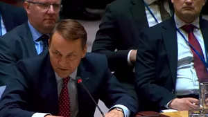 „Spune-i șefului tău: ajunge!” Momentul în care ministrul polonez de Externe îl confruntă pe Lavrov la ONU