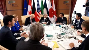 Premierul japonez a convenit cu Donald Trump să oprească lansările de rachete din Coreea de Nord