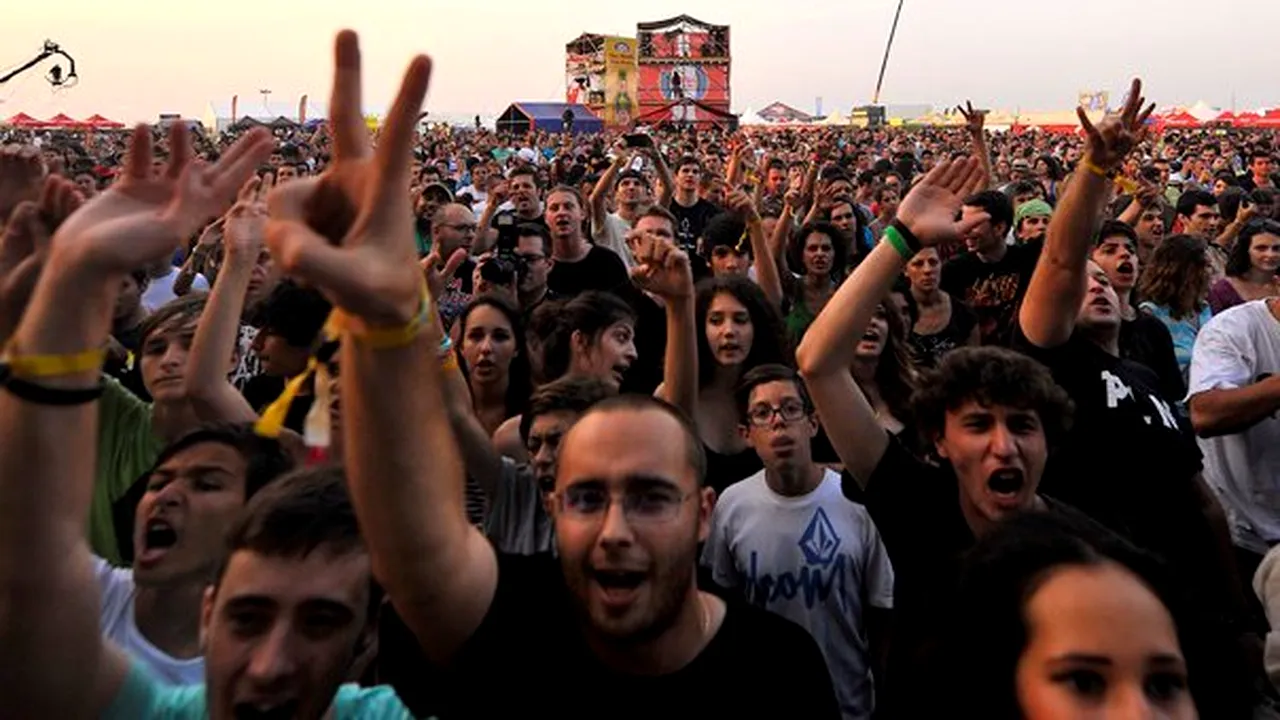 A fost disco, a fost colorat şi a fost magnific - Pulp 2012 pe scena de la B'estfest