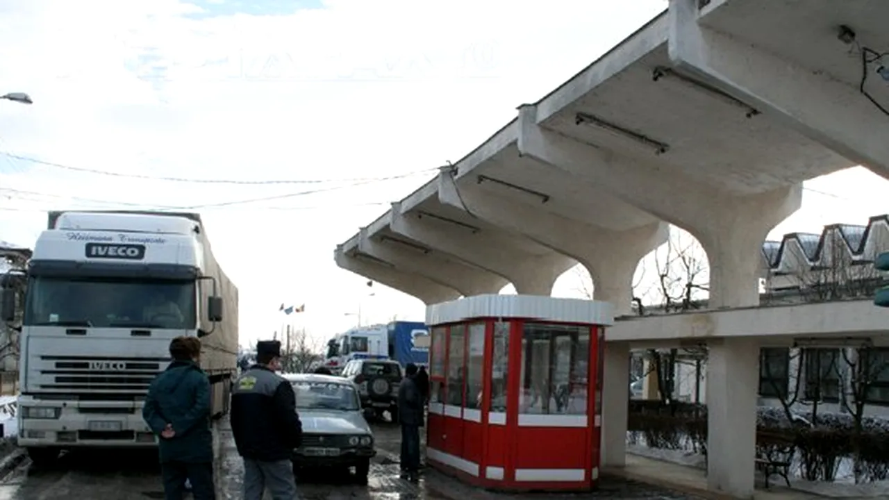 Autospeciale pentru poliţiştii Inspectoratului pentru Imigrări, donate de autorităţile olandeze