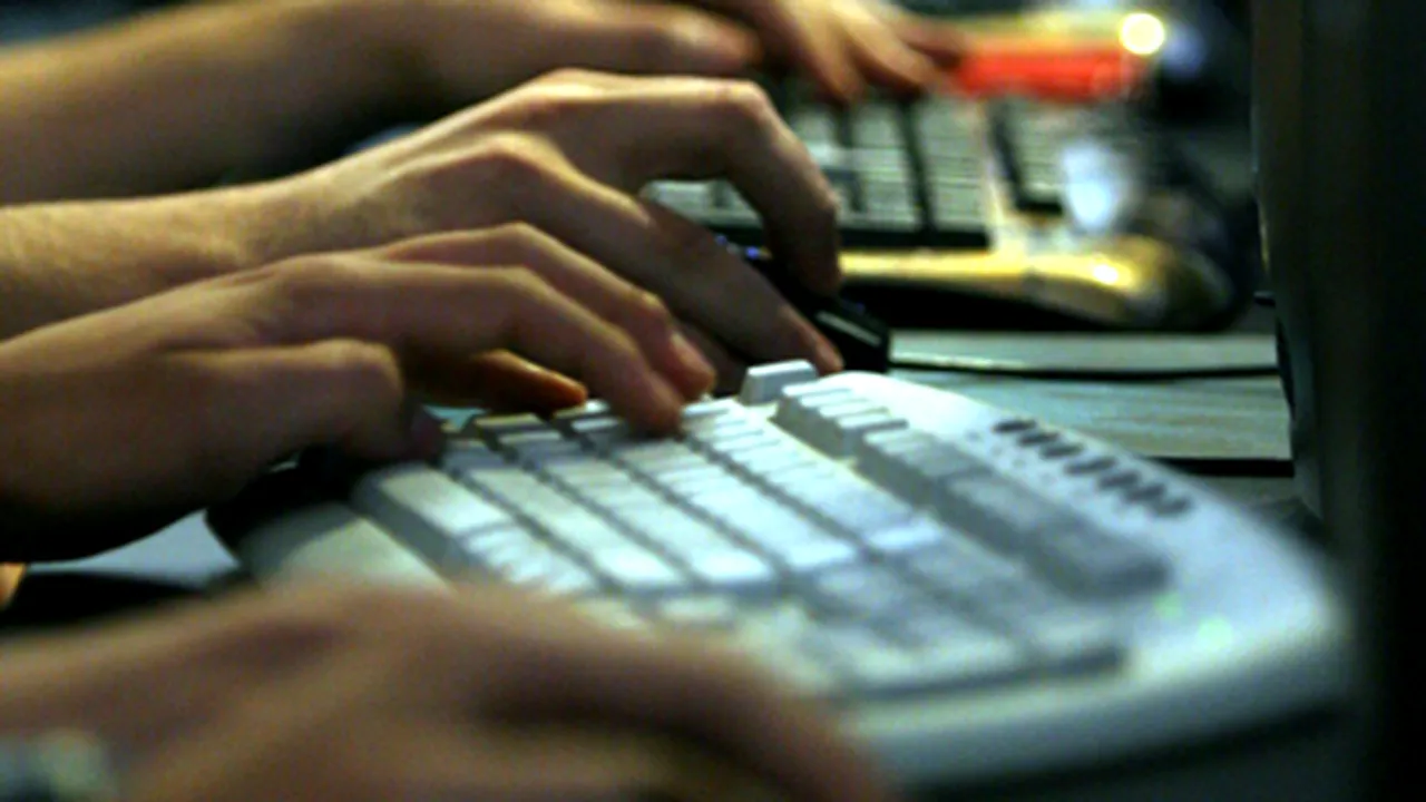 Pe 1 aprilie, un virus păcăleşte PC-urile