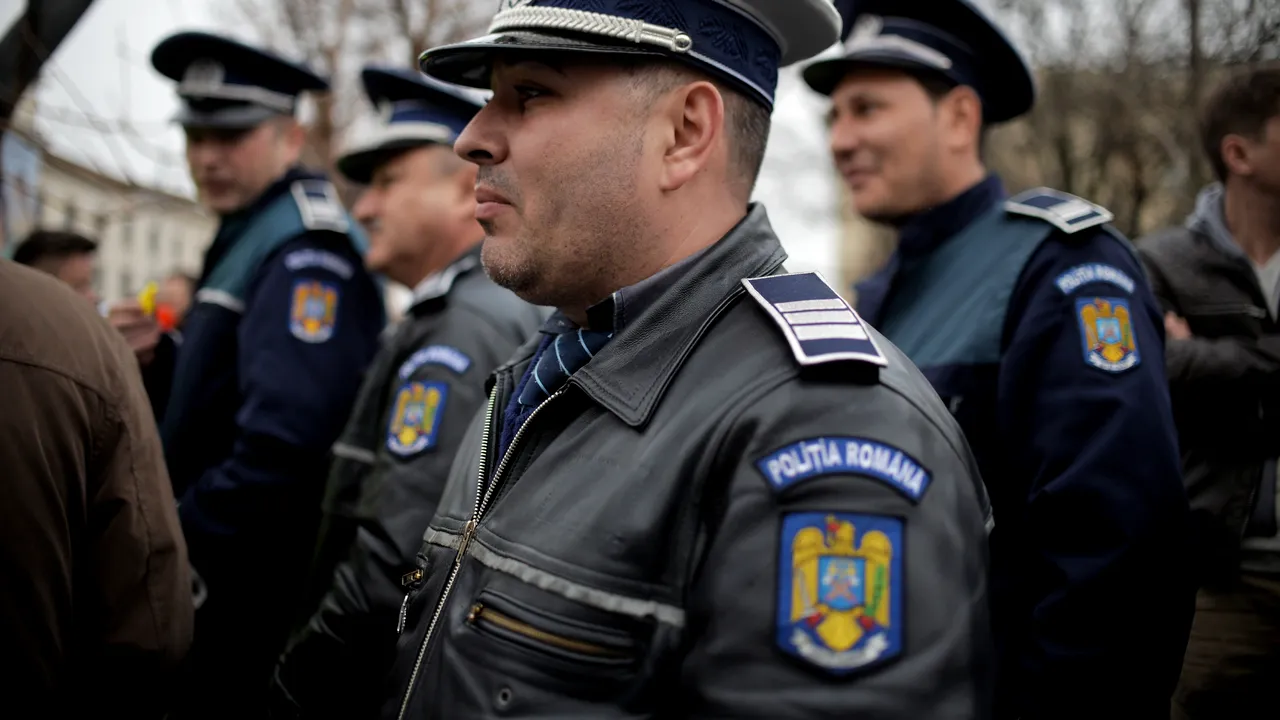 169 de persoane date în urmărire, depistate de poliţişti în ultima săptămână