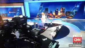 CNN a concediat trei angajaţi care au venit la muncă nevaccinaţi