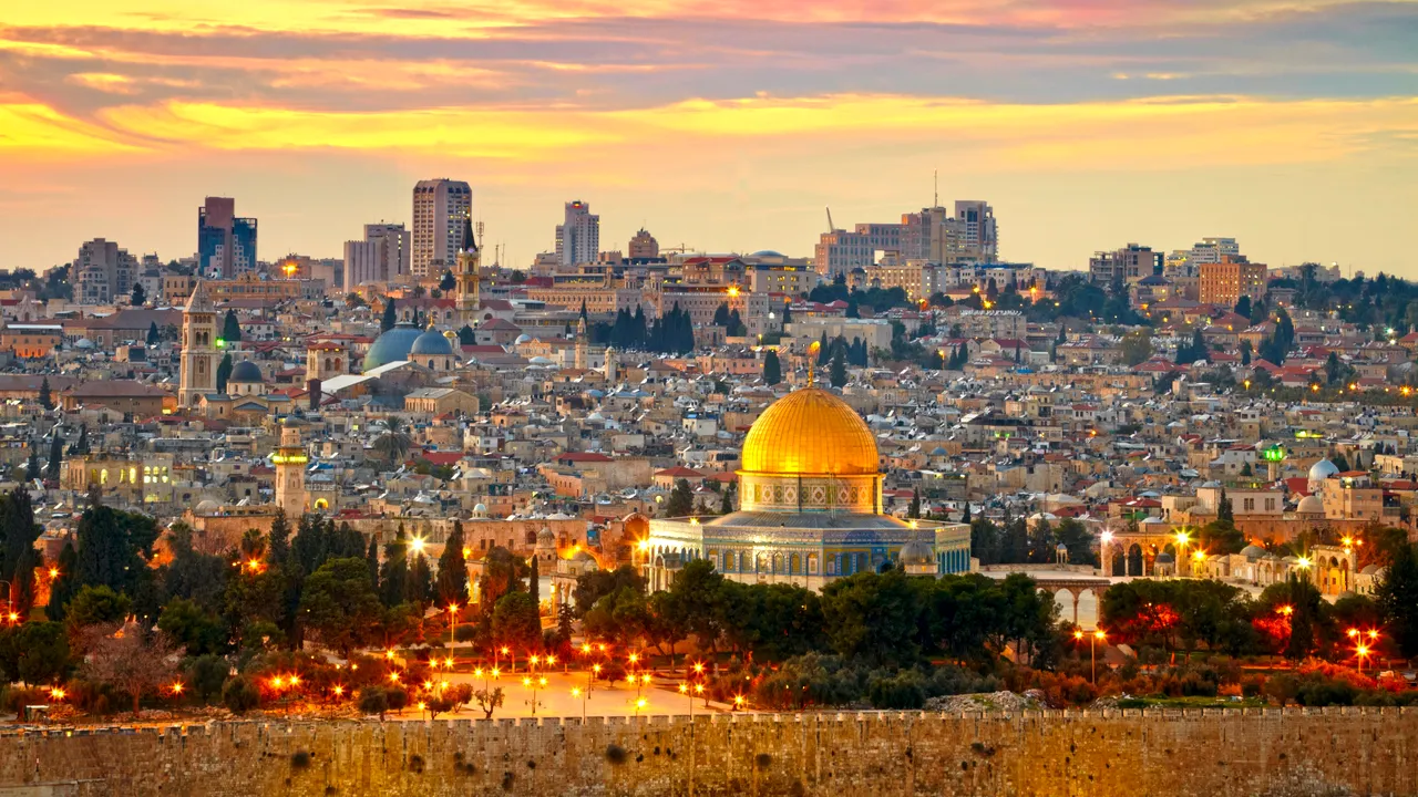 Un reprezentant al Ambasadei României în Israel, prezent la recepţia de deschidere a ambasadei SUA la Ierusalim, anunţă Ministerul de Externe/  Haaretz: România a acceptat invitaţia 
