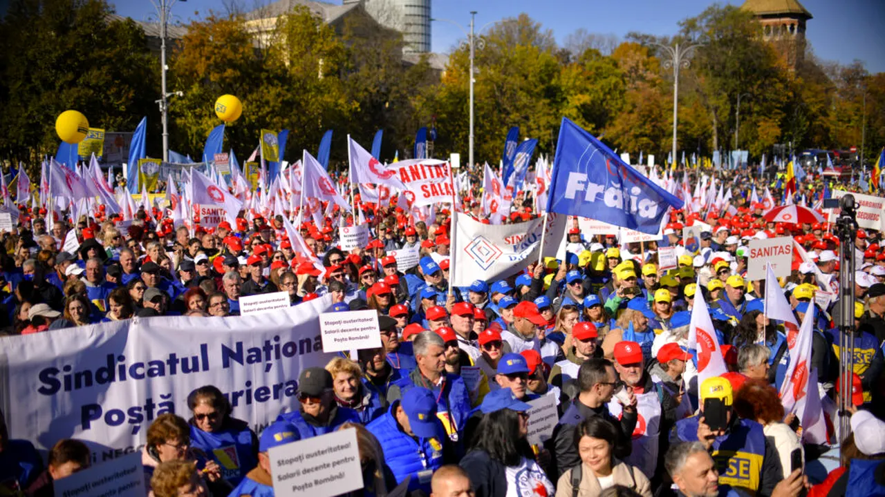Jandarmerie: 30-40 de persoane care nu aparțin mediului sindicalist la protestul din Piața Victoriei