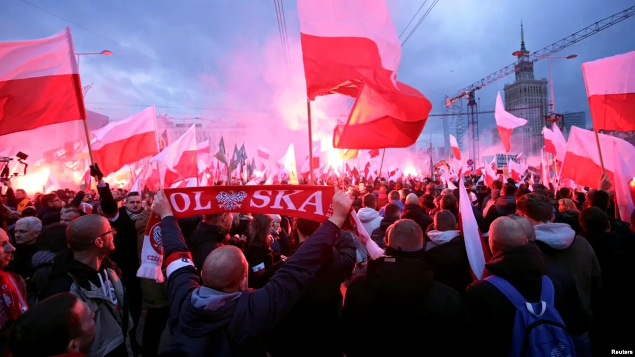 Liderii polonezi condamnă xenofobia după mitingul naţionalist de la Varşovia