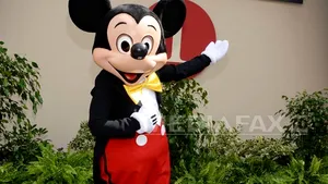 Mickey Mouse, cel mai celebru şoricel din istorie, a împlinit 85 de ani