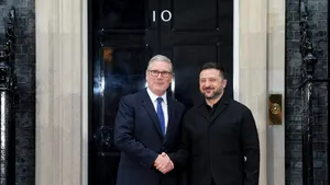 Zelenski a cerut Marii Britanii să deblocheze fondurile legate de Abramovici pentru apărarea Ucrainei