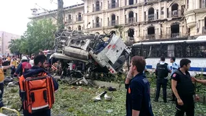 Explozie în centrul Istanbulului, în apropiere de o universitate şi zone turistice. Cel puţin 11 morţi şi 36 de răniţi - FOTO