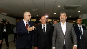 Kelemen Hunor: Nu rezolvăm nimic cu moţiunea de cenzură
