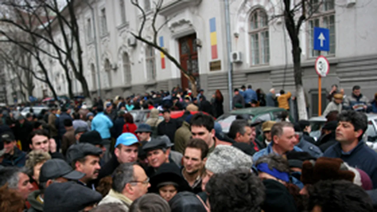 AVAS vrea clarificări în privinţa despăgubirilor în cazul FNI