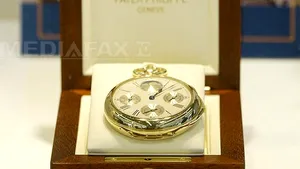 Un ceas vechi de peste o sută de ani, vândut la licitaţie cu 2,25 milioane de dolari