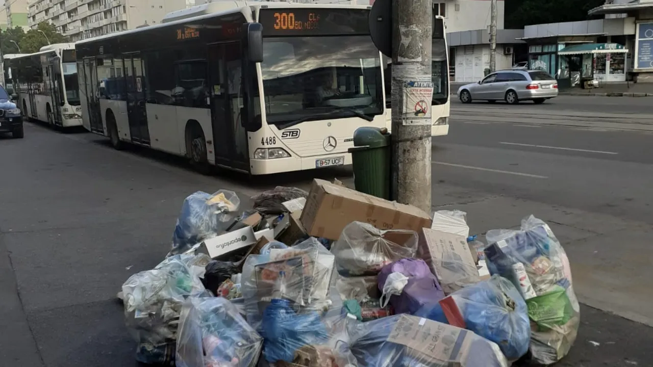Gunoaiele din Sectorul 1 s-au strâns seara, după ce conflictul cu Primăria a fost aplanat pe moment