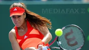 Sorana Cîrstea a învins-o şi pe Jelena Jankovici şi a acces în sferturi de finală la Toronto