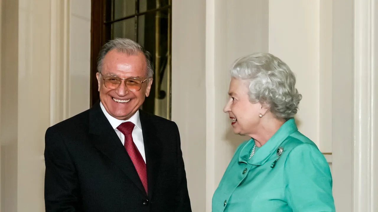 Iliescu, după decesul Reginei: marchează sfârşitul unei epoci istorice. Păstrez o amintire puternică
