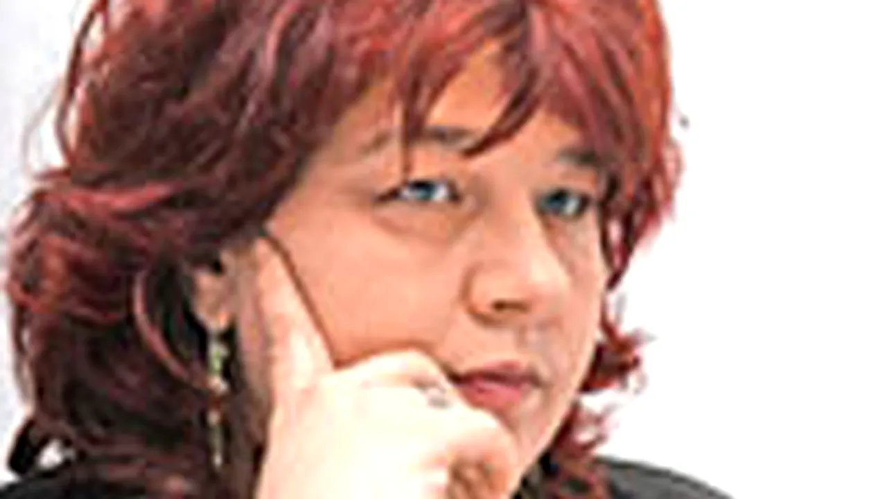 Simona Ionescu părăseşte funcţia de prim redactor-şef adjunct la CanCan