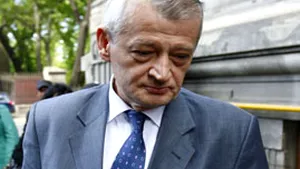 Reacţii la decizia BEM de a respinge candidatura lui Oprescu