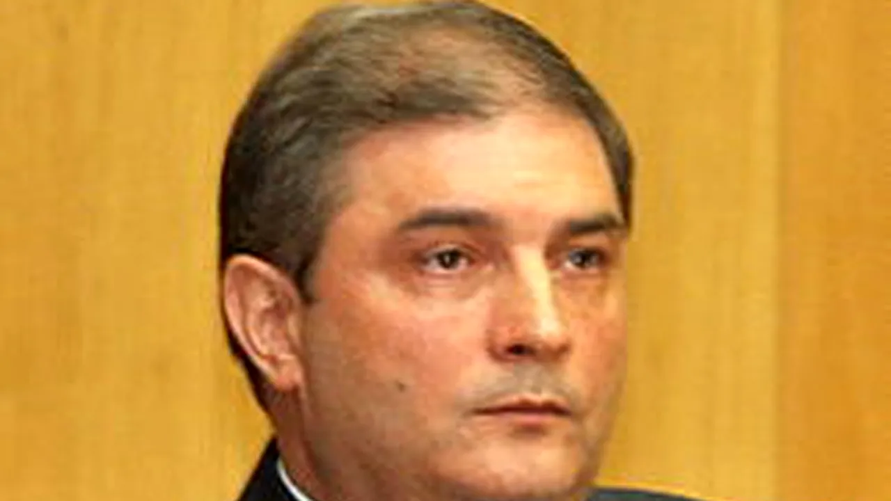 COMENTARIU Silviu Predoiu: Comunicarea de criză trebuie să fie clară, dar mai ales empatică. Imnul nu ajută