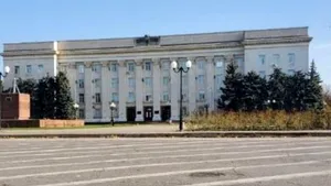 Steagul rusesc a fost dat jos de pe clădirea administraţiei regionale din Kherson