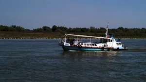 Ministerul Mediului: Noi reguli pentru transportul cu ambarcaţiuni al pasagerilor în Delta Dunării