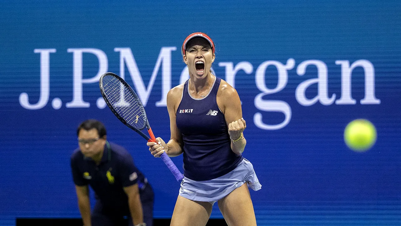 Collins trece surprinzător de Swiatek şi se pregăteşte de finala Australian Open împotriva lui Barty