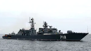 Moscova va trimite alte nave de război pentru a lupta împotriva piraţilor somalezi
