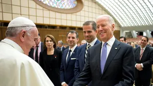 Biden se va întâlni cu Papa Francisc la Vatican. Când va avea loc întrevederea