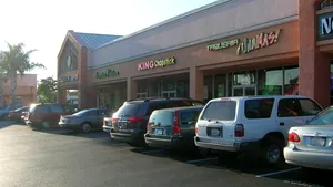 Noul concept de mall ce va cuceri România: STRIP MALL. Primul, INAUGURAT la Oradea